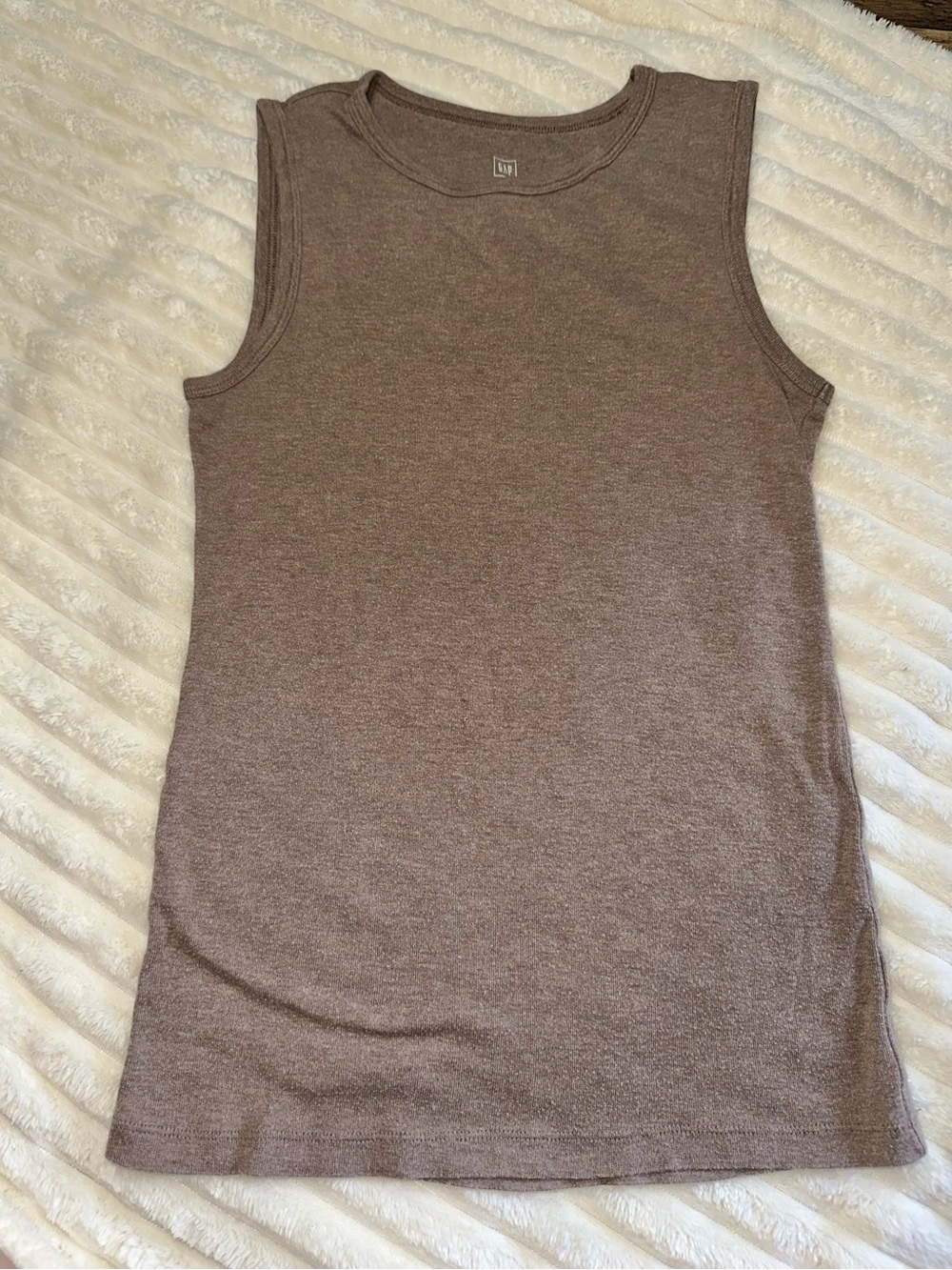 GAP Sleeveless Tank Top in Taupe